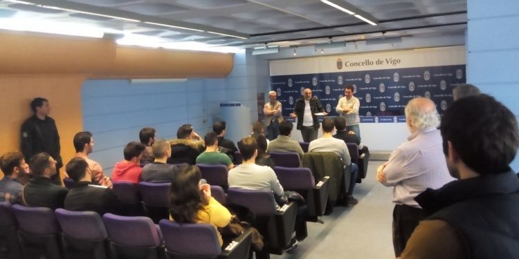 «Años preparando una oposición y gastando dinero para nada»