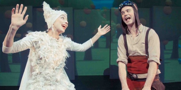 Más de 4.000 escolares de Vigo se adentran en el teatro de la mano de ‘Aurora’