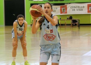 Cristina Loureiro sigue subiendo peldaños