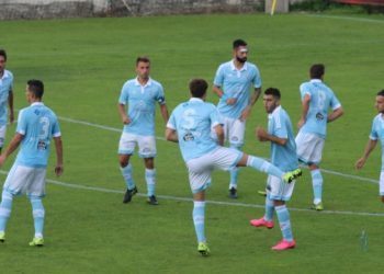El Celta B ficha a un futbolista de 26 años… y Santi Comesaña juega en el Coruxo