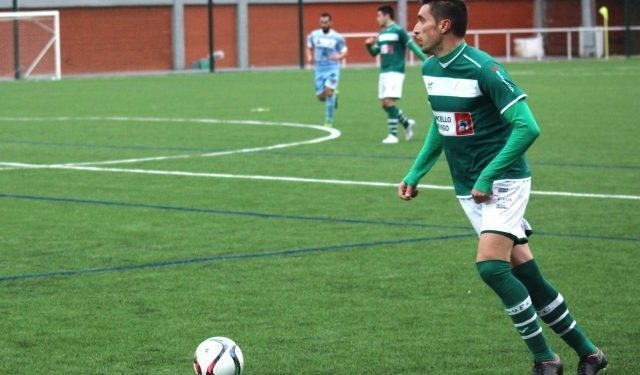 El Coruxo se adelanta y el Sárdoma recibe al segundo