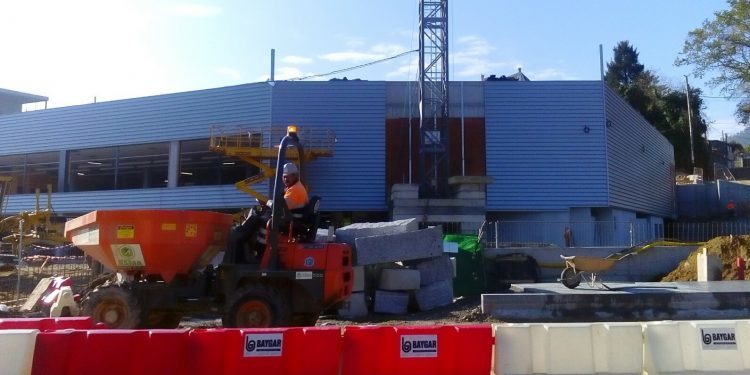 Más de 1.500 candidatos por puesto para trabajar en el Mercadona de Redondela