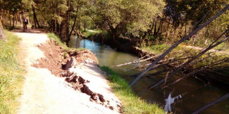 El Camino de Santiago se desmorona en O Porriño
