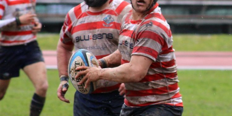 Abadía, el hombre de acero que ama el barro