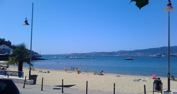 La Comisión Europea pide que se prohíba el baño en la playa de Arealonga