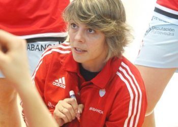 Cristina Cantero seguirá como entrenadora del Celta Zorka