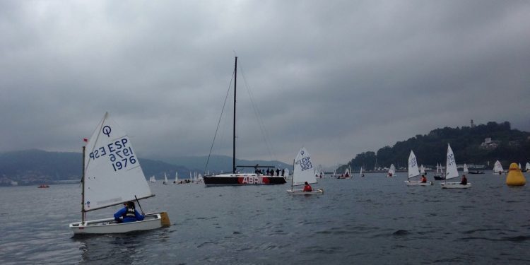 Alba Trigo, campeona de España, manda en Vigo