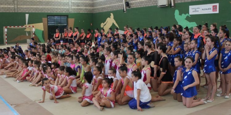 Se clausuran las escuelas del Maniotas con la promesa de más horas de entrenamiento