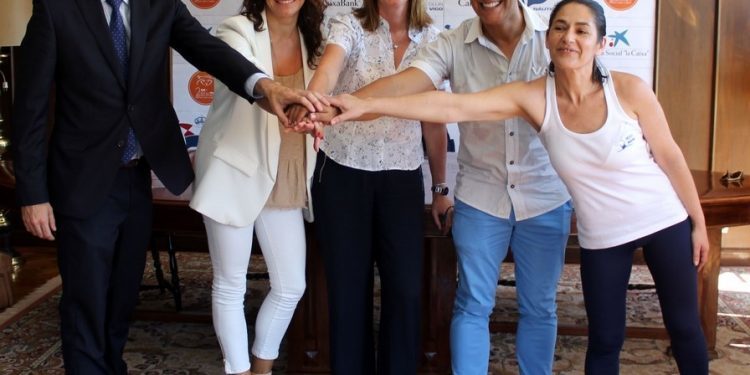 Cien “sirenas” a beneficio de la Asociación Berce