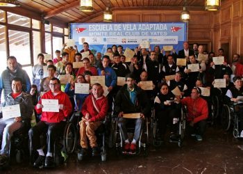 El Monte Real cumple tres años acercando el mar a personas con discapacidad