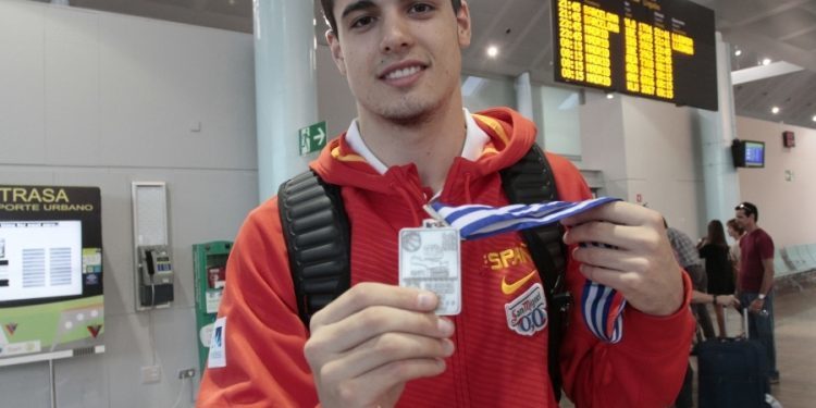 El vigués Alberto Abalde, en la primera lista de Scariolo para los Juegos