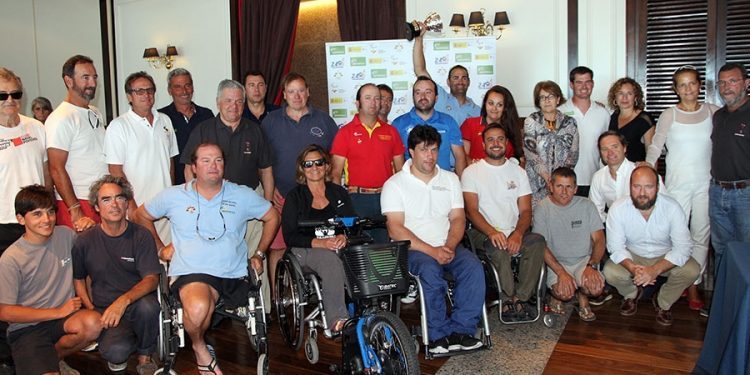 Maestre repite victoria en el IV Circuito Iberdrola de 2.4mR