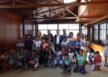 Llegan los 45 niños saharauis del programa «Verán en paz»