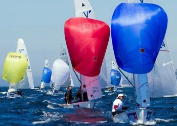 Cinco tripulaciones de Vigo y Canido, en el «top-ten» del Mundial de Vaurien