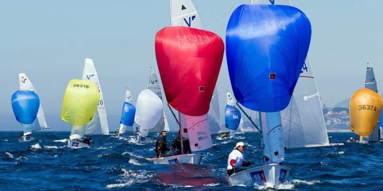 Cinco tripulaciones de Vigo y Canido, en el «top-ten» del Mundial de Vaurien