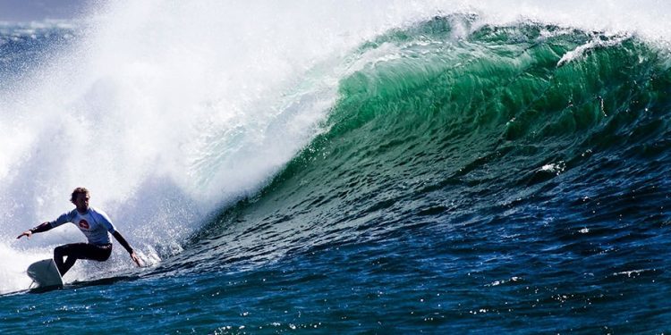 El gallego Vicente Romero, nuevo campeón de España de surf