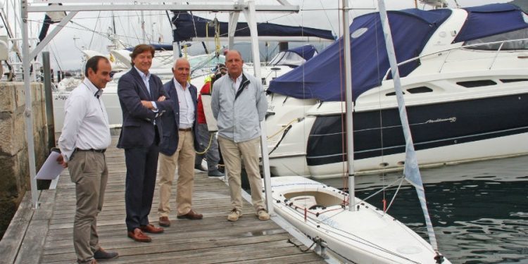 Xunta y Monte Real Club de Yates impulsan la vela adaptada en Galicia