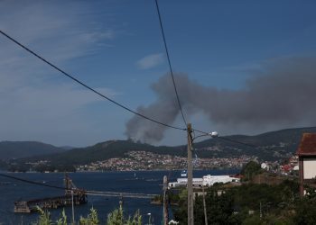 Controlado el incendio forestal en Redondela y declarado otro en Mos