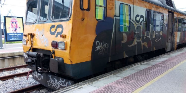 Así es el Tren Celta, una línea todavía lenta y poco eficiente que ganó un 155% de viajeros en tres años