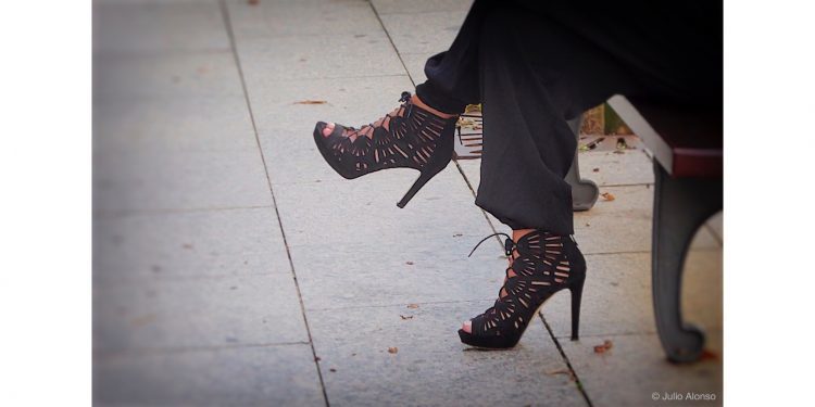 Tacones cercanos
