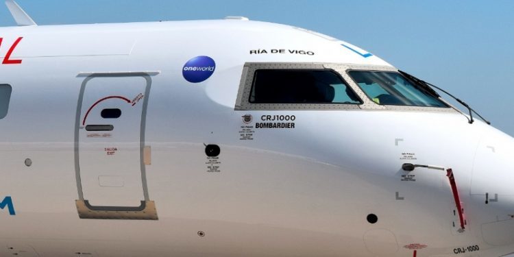 Air Nostrum bautiza uno de sus nuevos reactores con el nombre de «Ría de Vigo»