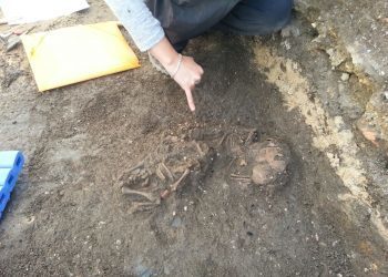 El yacimiento de A Lanzada deja al descubierto los cuerpos de otros dos bebés