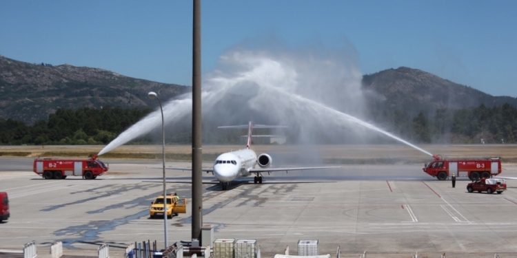 Volotea quiere “estudiar fórmulas” con el Concello para seguir operando desde Vigo