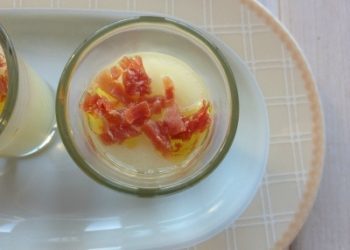 Chupitos de melón con jamón