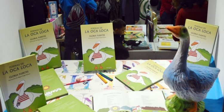 Libros para soñar homenaxea a Gloria Fuertes