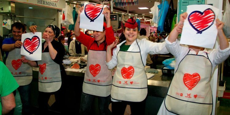 Xogos, desfile, música, obradoiros, comercio xusto… no mercado do Calvario