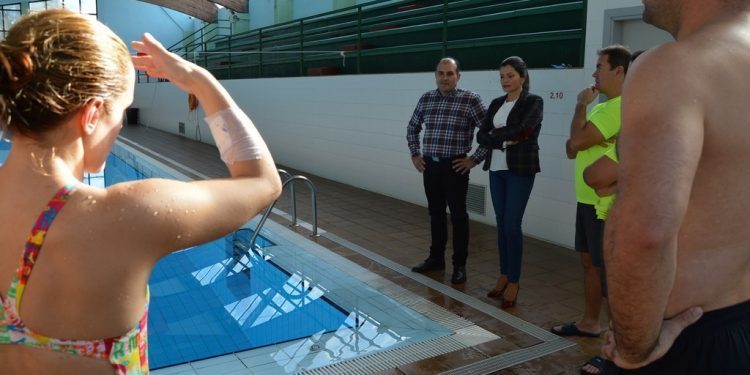 Excelencia na formación dos monitores de natación de Mos para incrementar a seguridade