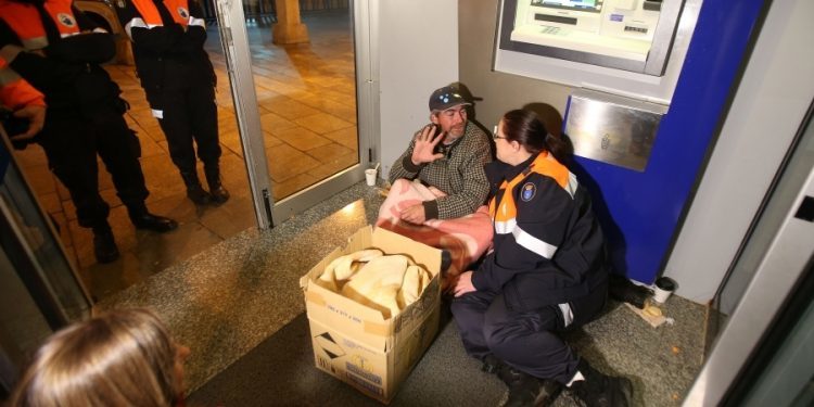 Activada en Vigo a Unidade de frío para atender ás persoas que rexeitan durmir no albergue