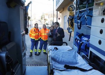 A Xunta reforza o servizo do 061 e as frecuencias de barco no Morrazo