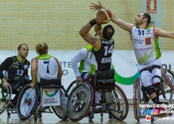 El Amfiv tumba al colíder