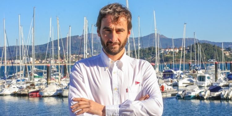 El campeón del mundo de remo Óscar Calero, nuevo gerente del Club de Yates
