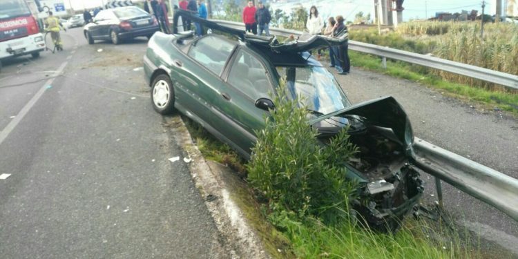 Motorista herido grave en Vilaboa y rescate en Rande