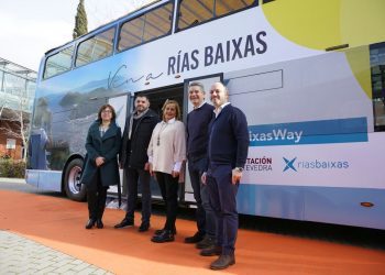 As Rías Baixas percorren Madrid en autobús