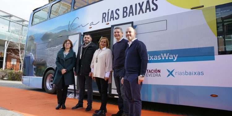 As Rías Baixas percorren Madrid en autobús