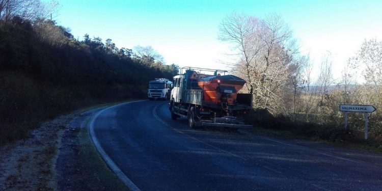 As brigadas de estradas provinciais atenderon medio millar de emerxencias
