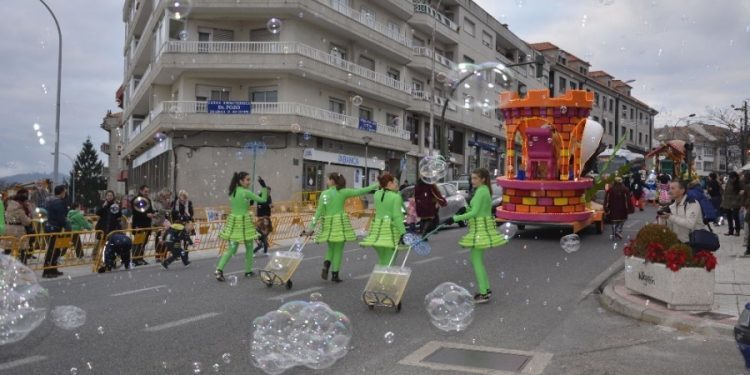 Os Reis Magos serán recibidos en Panxón tras desfilar por A Ramallosa