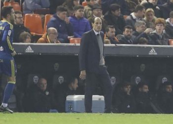 El Valencia no cree en la remontada: «Lo más importante es el partido del domingo»