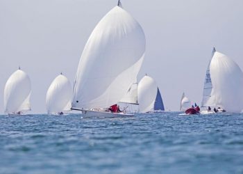 La Liga de Invierno Clase J80 abre  la temporada de regatas en Baiona