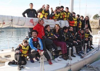 La secretaria xeral para o Deporte visita la Escuela de Vela Adaptada del Monte Real