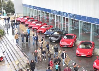 Retro Galicia abre sus puertas con la mayor concentración de Ferrari