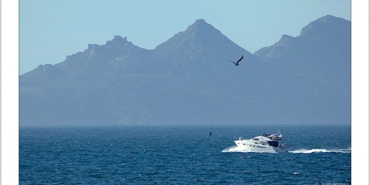 Mala mar para navegar