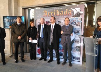 Baiona desembarca en Santiago para convidar a toda Galicia a revivir a Arribada