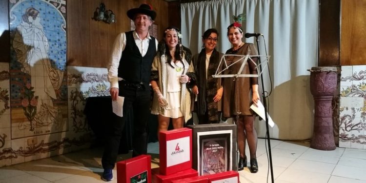 O concurso de relatos curtos MicroCatrorelatos xa conta con catro finalistas