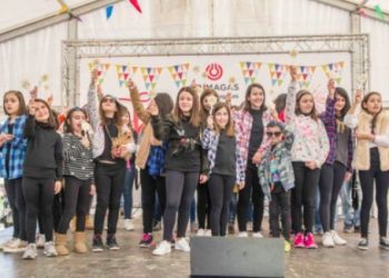 Gastronomía e actuacións para os máis pequenos en Cangas