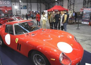 Ferarri luce en el Ifevi de Vigo