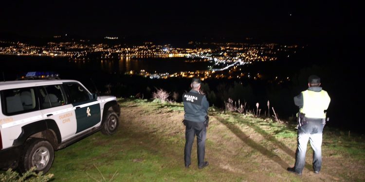 Hallan en Baiona un cadáver e investigan si se trata del joven desaparecido en verano